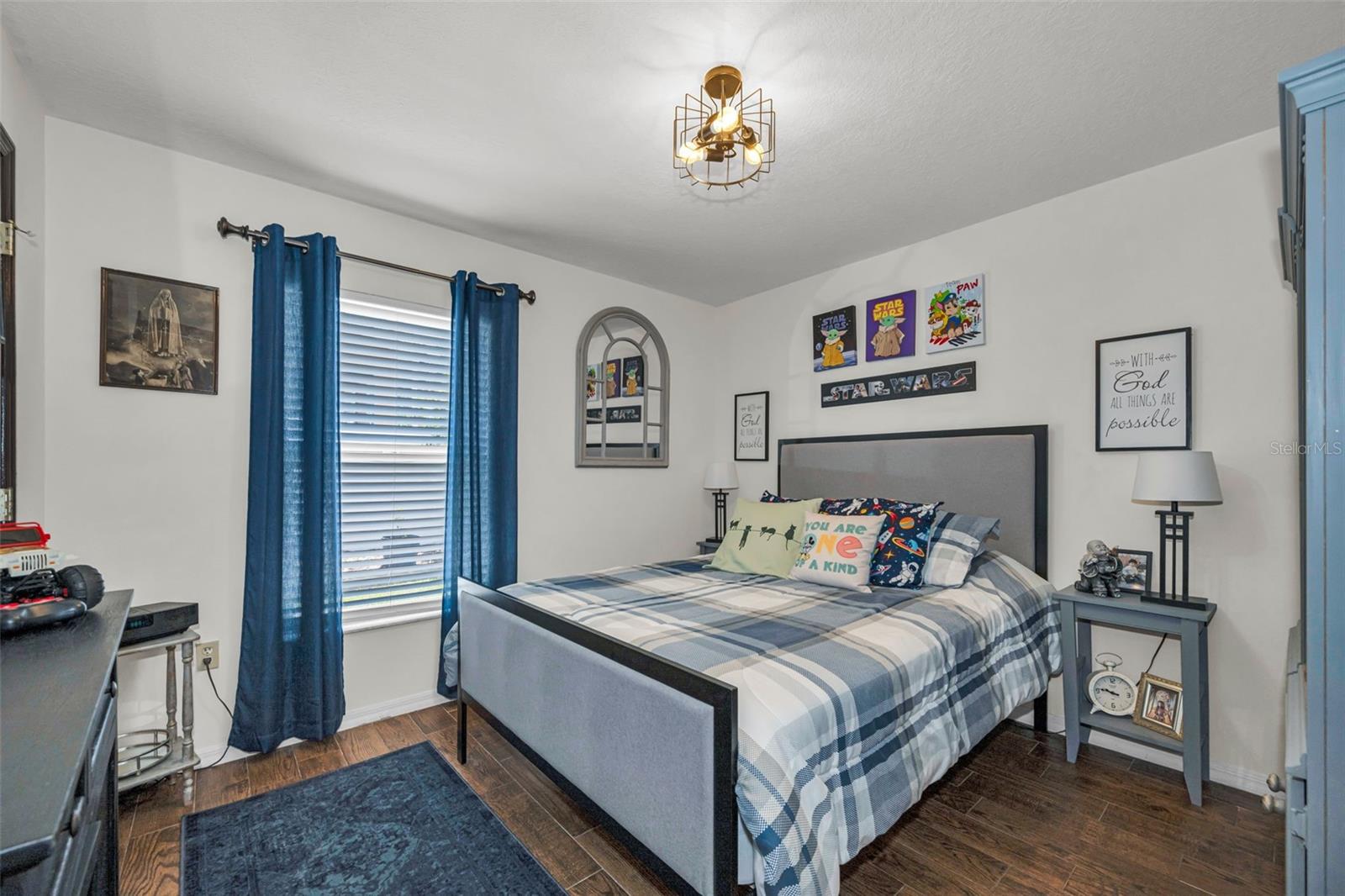 SPRING HILL - Residential
