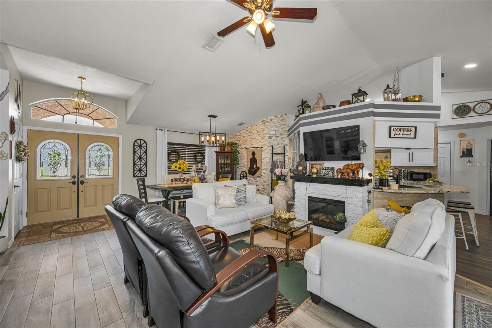 SPRING HILL - Residential