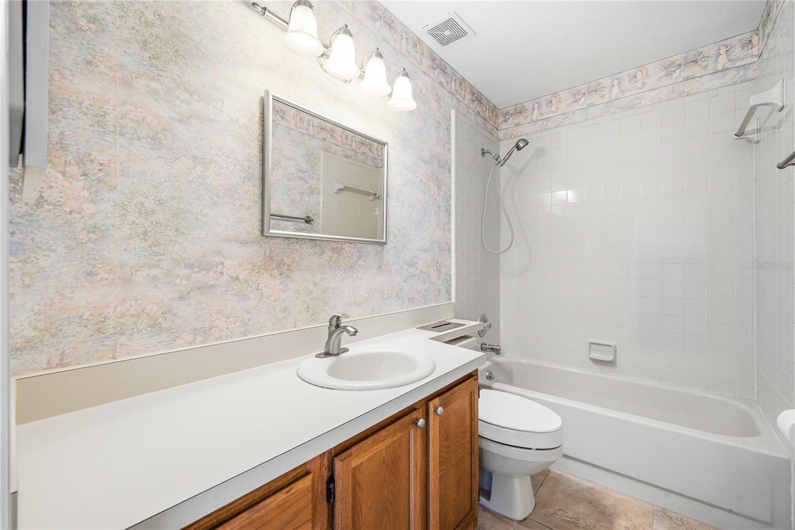 LONGWOOD GREEN REP - Residential