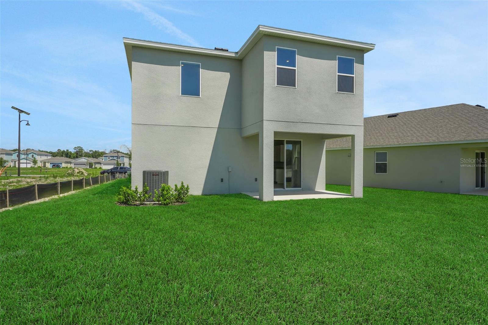 RESERVES AT HAMMOCK OAKS - Residential