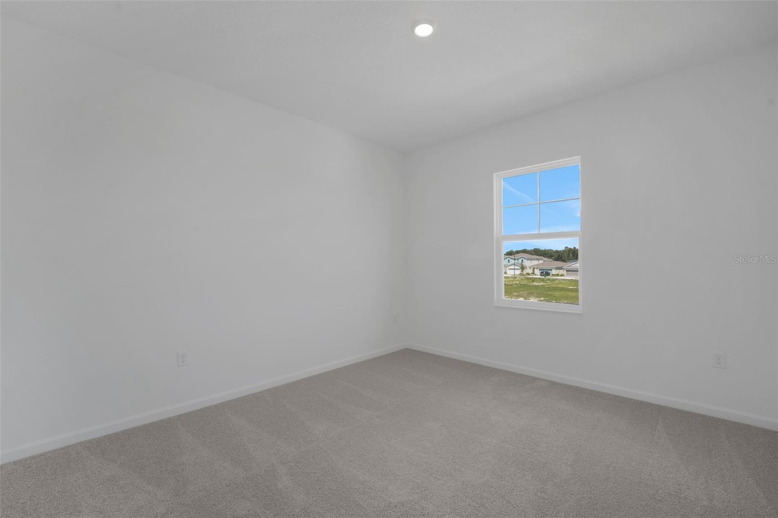 RESERVES AT HAMMOCK OAKS - Residential
