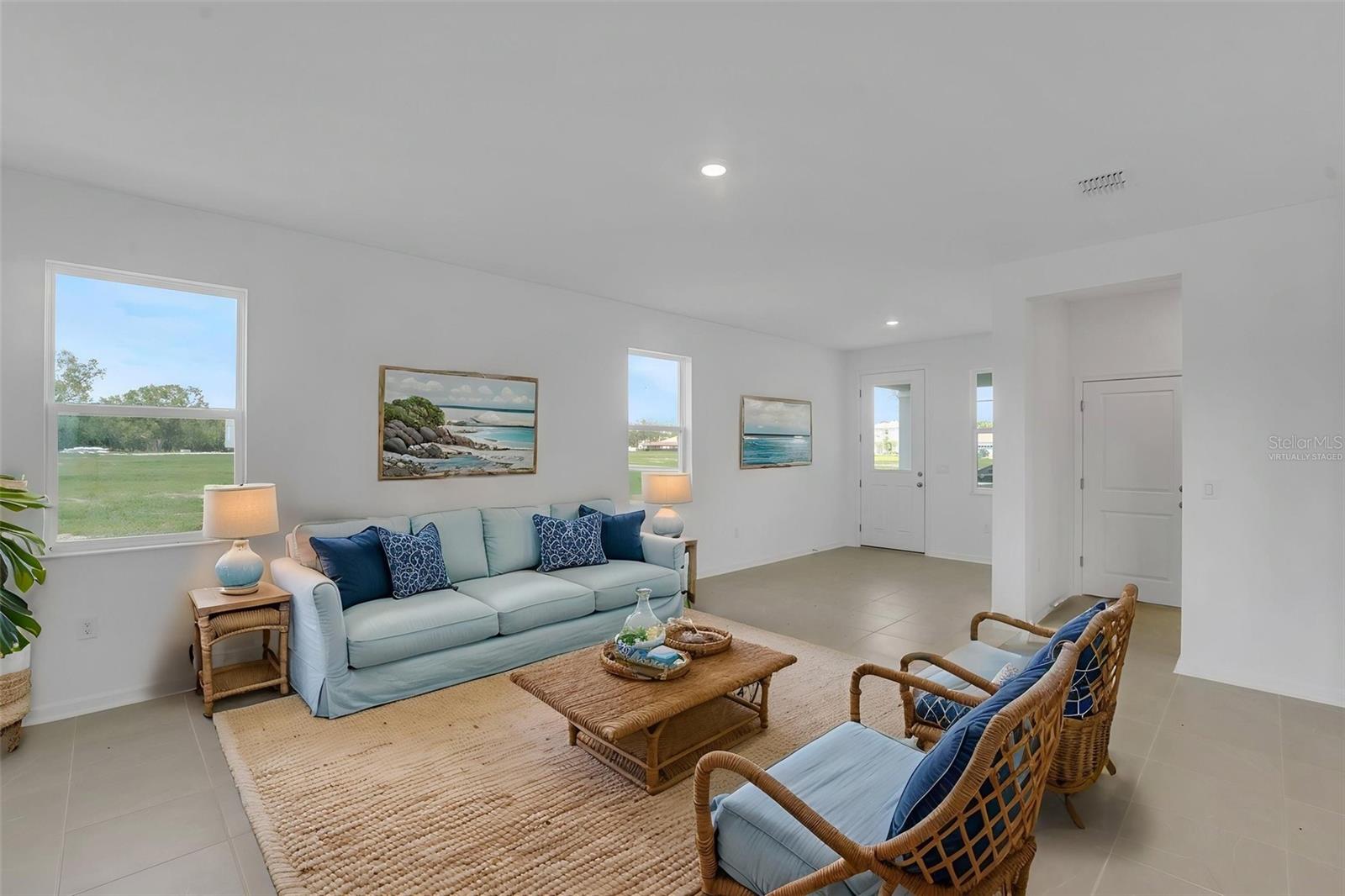 RESERVES AT HAMMOCK OAKS - Residential