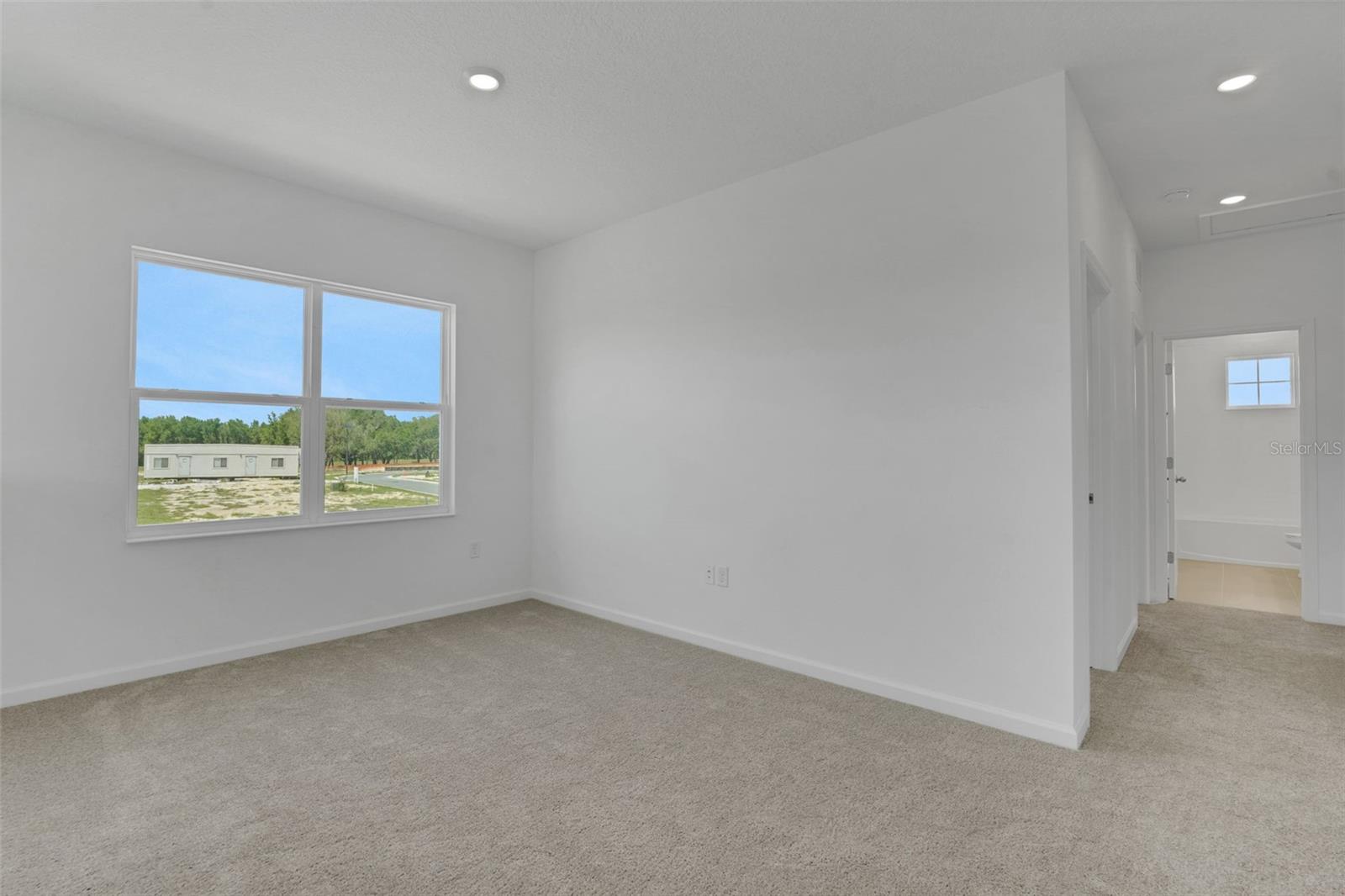 RESERVES AT HAMMOCK OAKS - Residential
