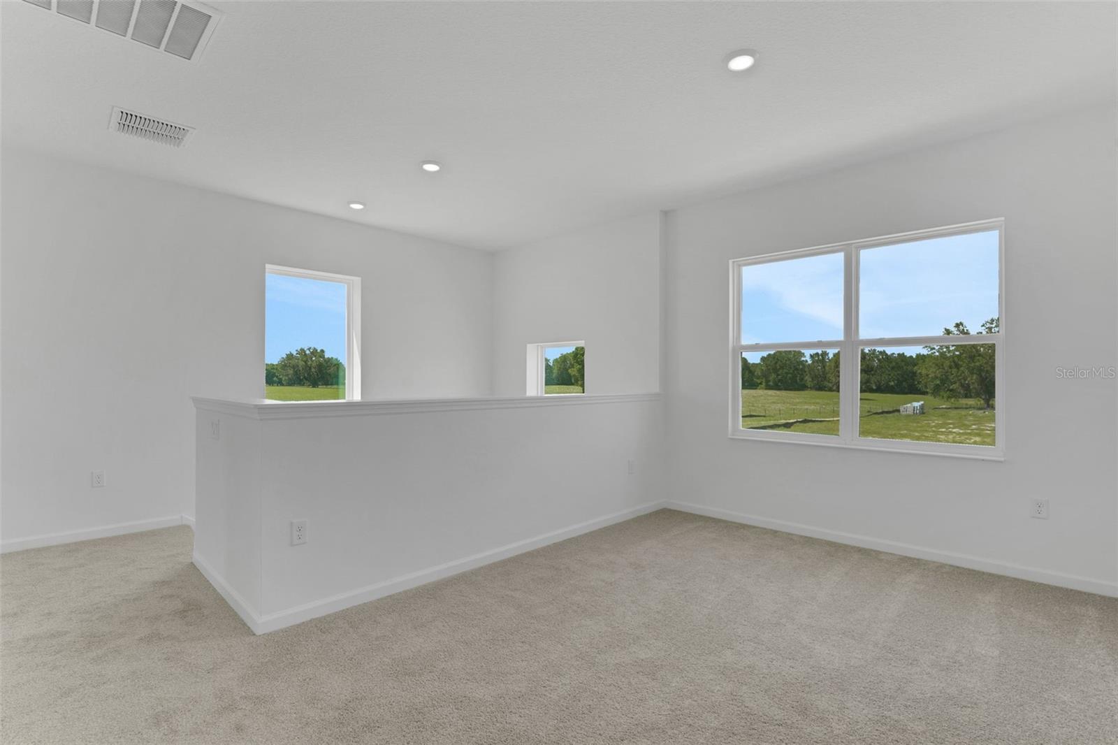 RESERVES AT HAMMOCK OAKS - Residential