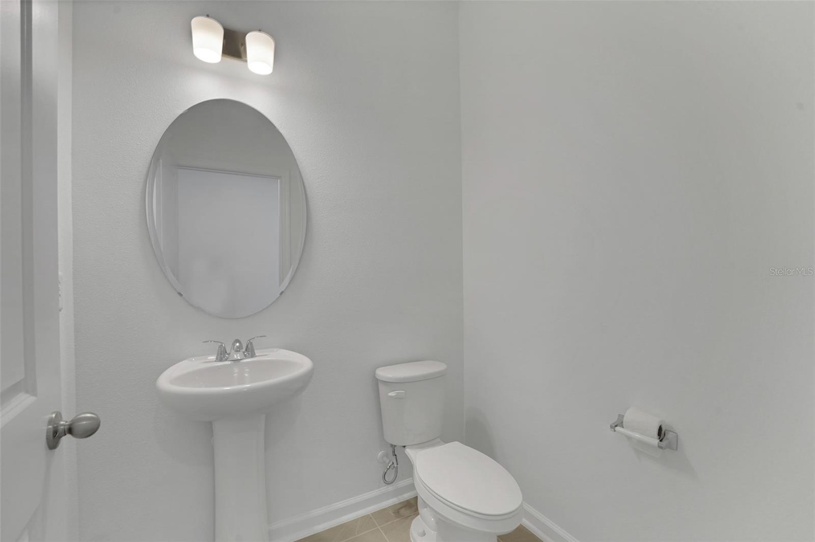 RESERVES AT HAMMOCK OAKS - Residential