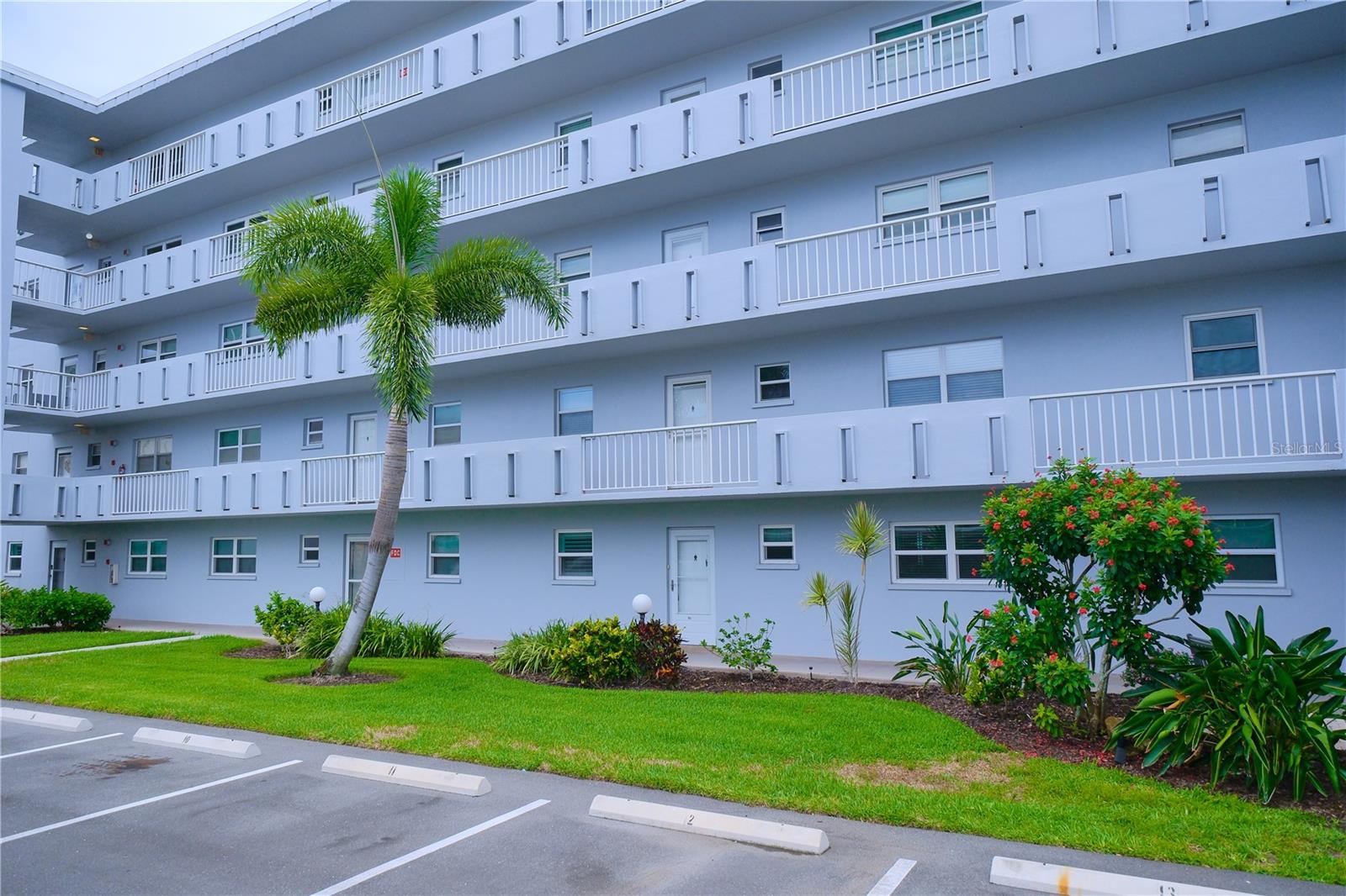 IRONWOOD SIXTH - Residential