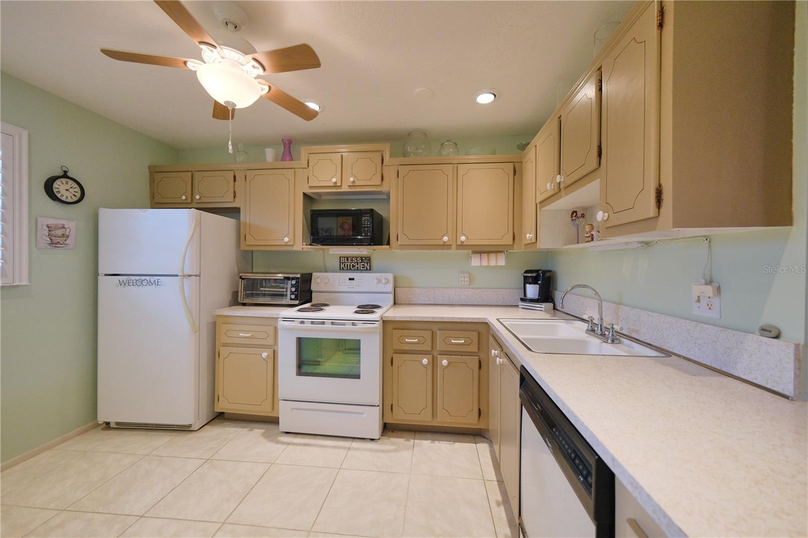 IRONWOOD SIXTH - Residential