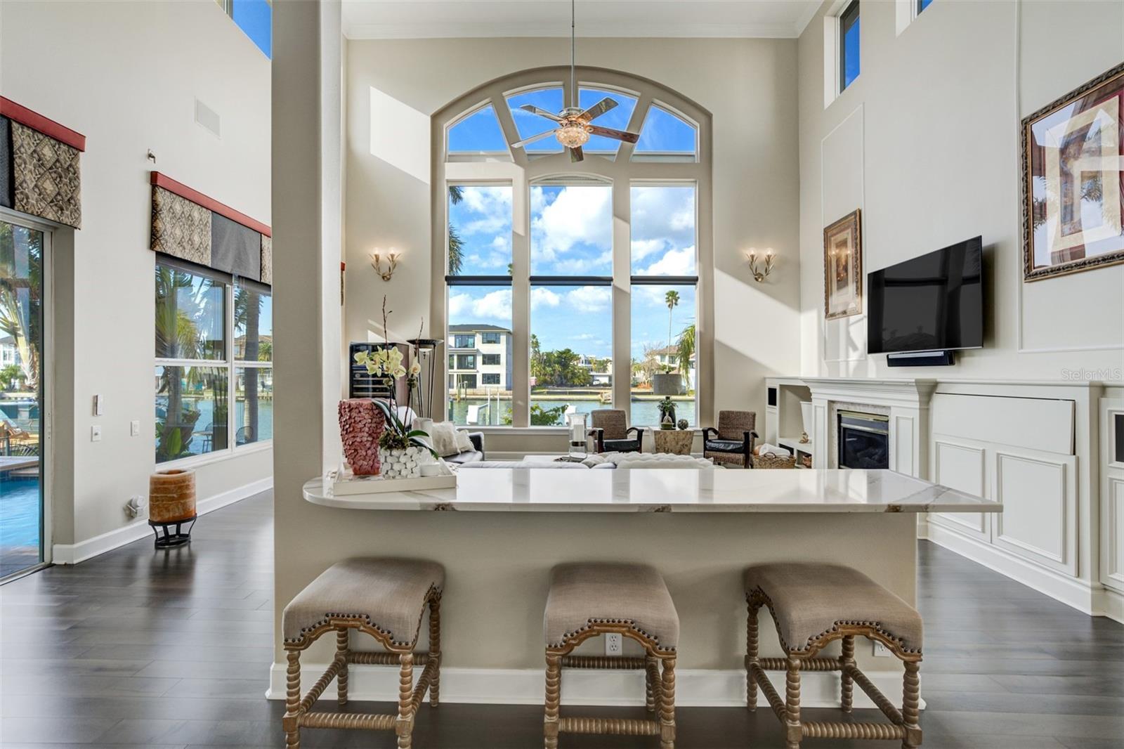 SUNSET BAY - Residential