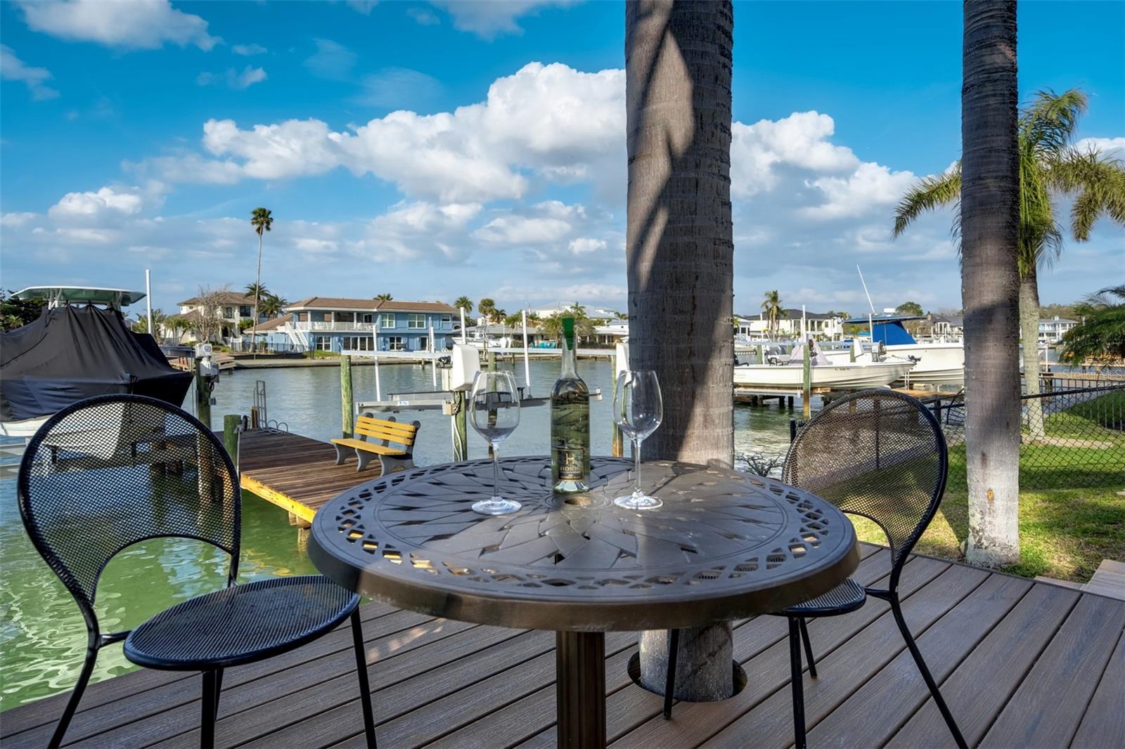 SUNSET BAY - Residential