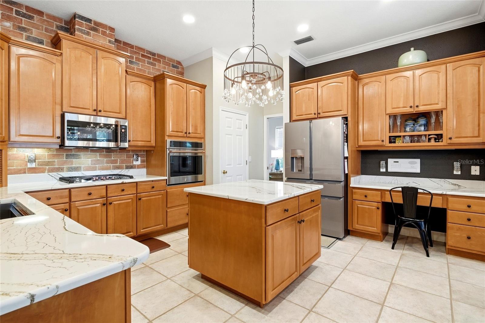 PLACIDO BAYOU - Residential