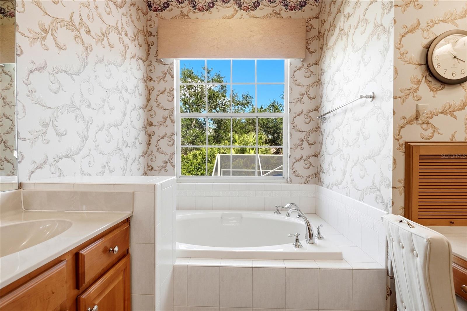 PLACIDO BAYOU - Residential