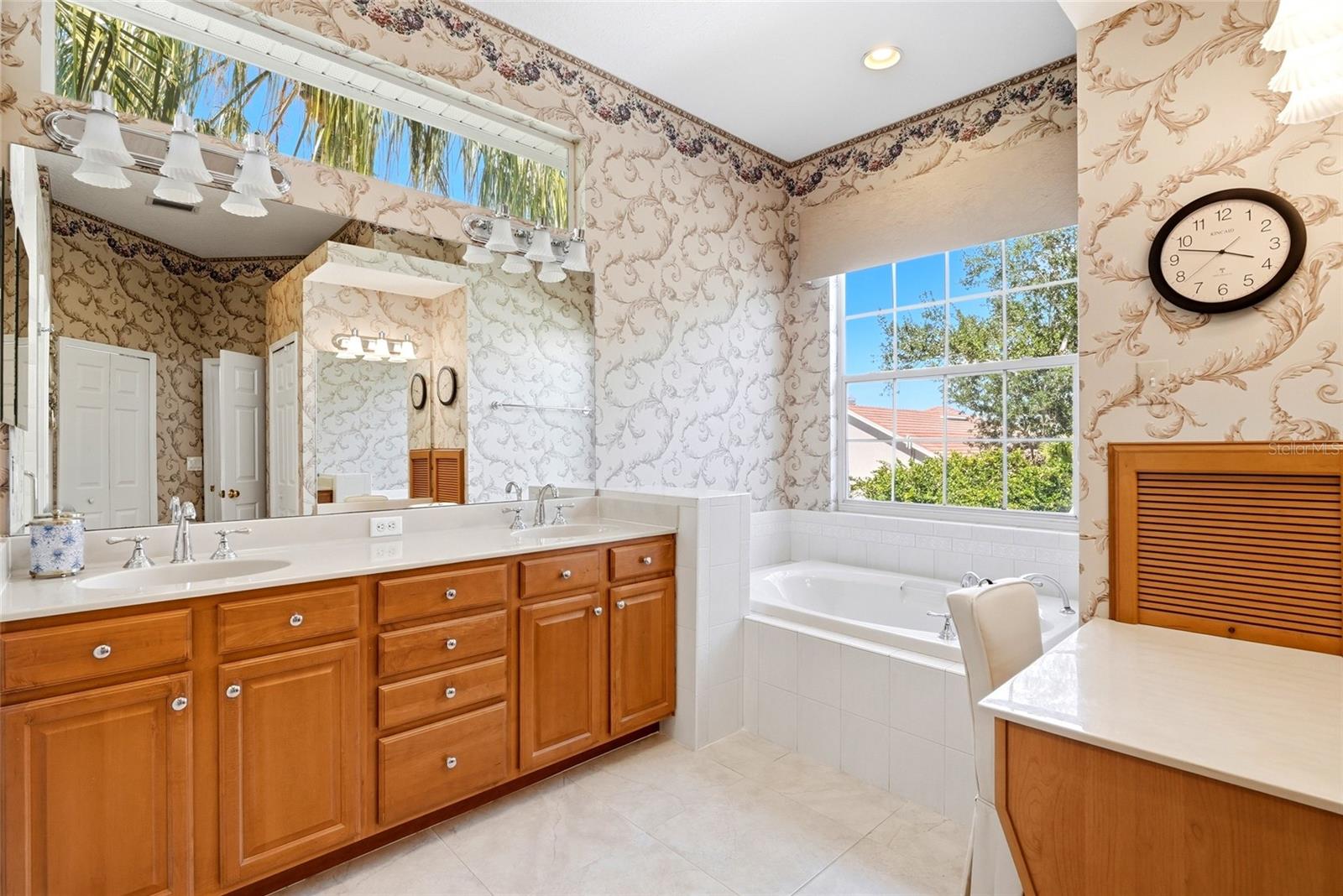 PLACIDO BAYOU - Residential