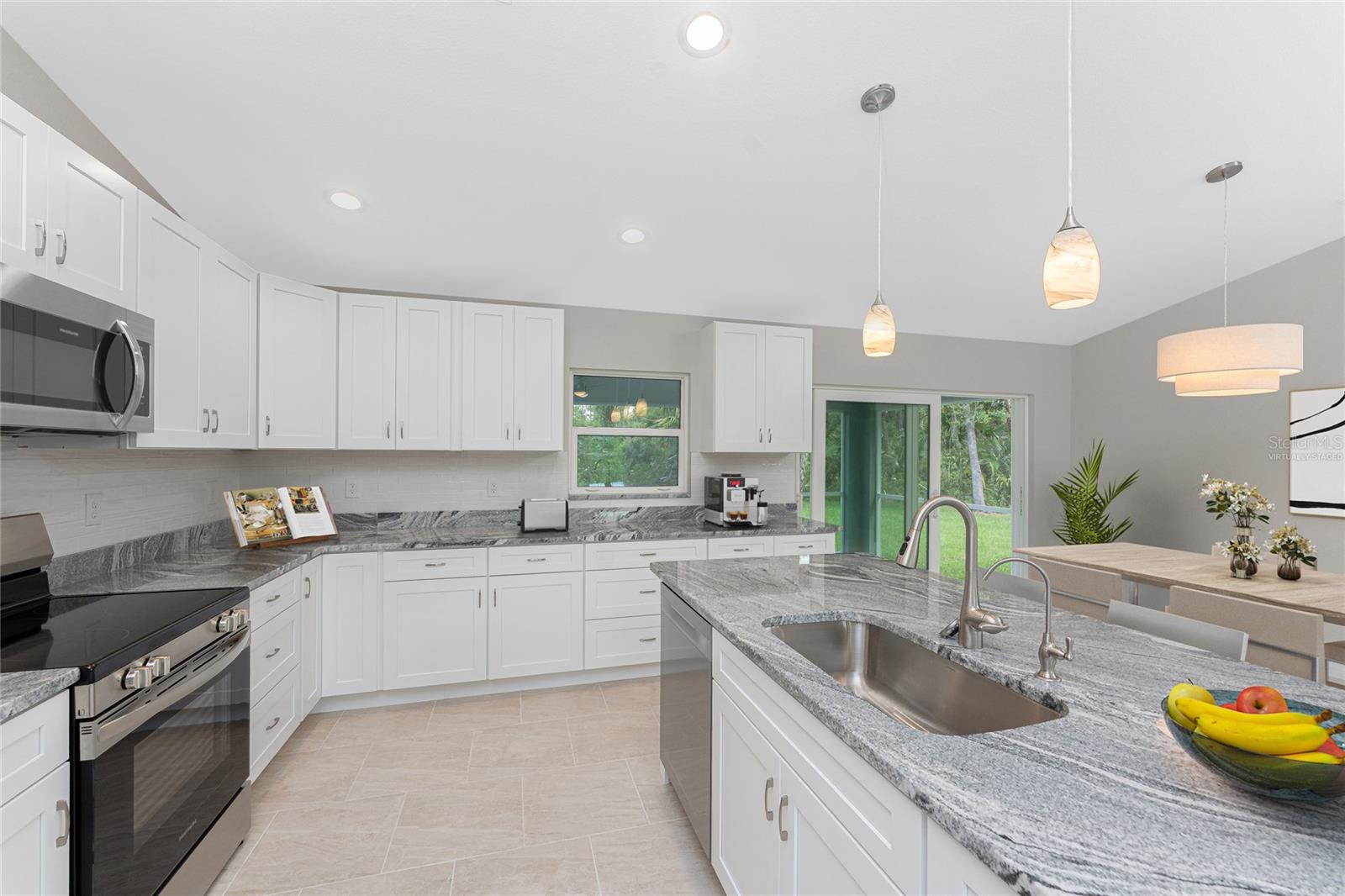 1564 - PORT CHARLOTTE SUB 20 - Residential