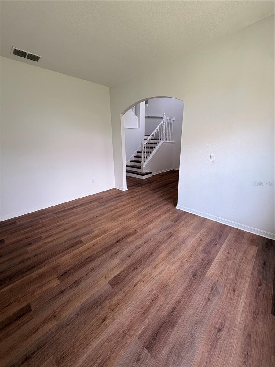 REMINGTON PH 1 TR F - Residential Lease