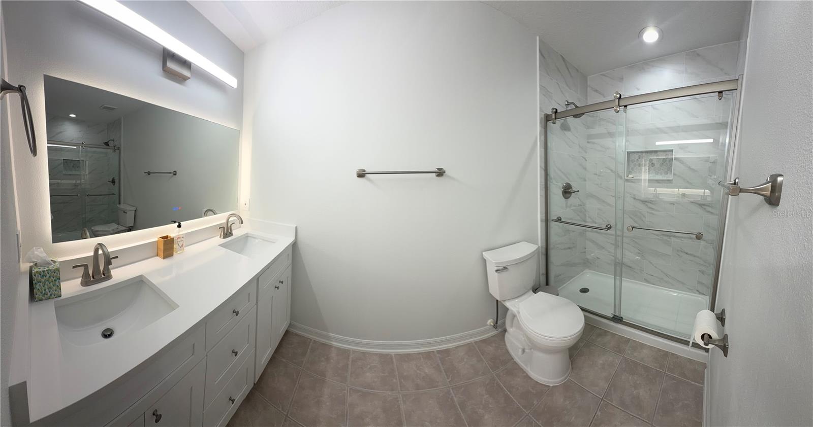 REMINGTON PH 1 TR F - Residential Lease