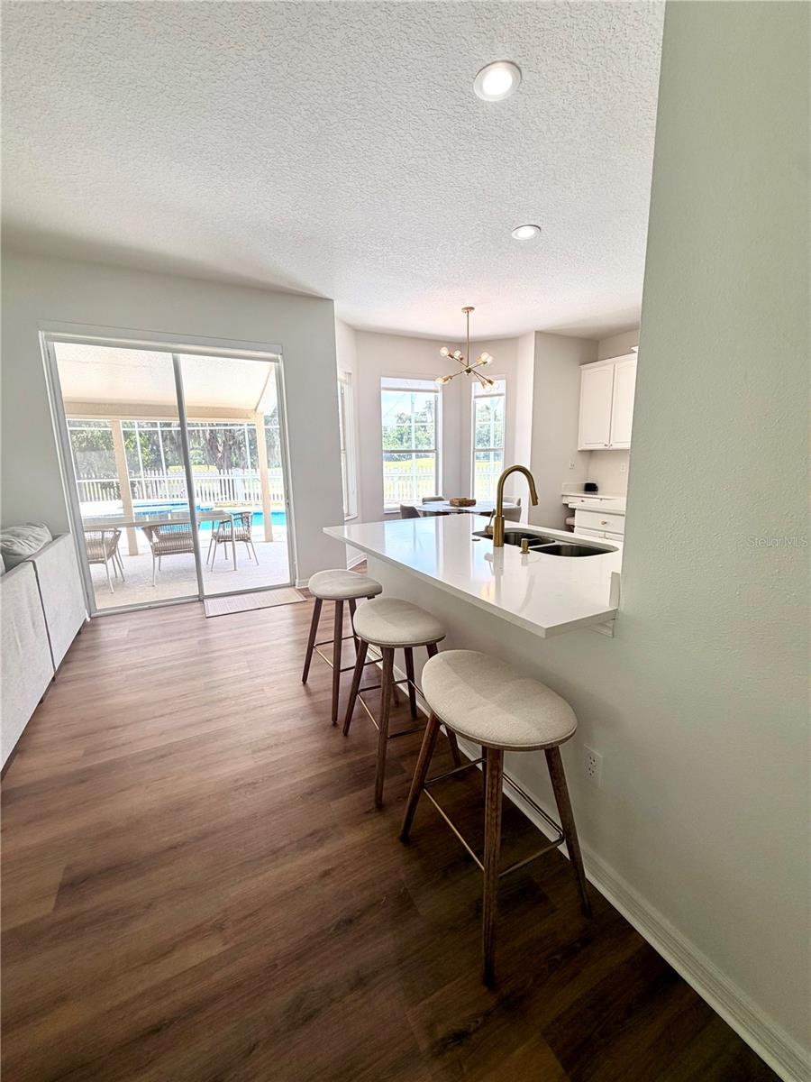 REMINGTON PH 1 TR F - Residential Lease