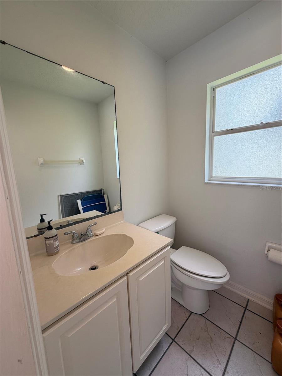 REMINGTON PH 1 TR F - Residential Lease