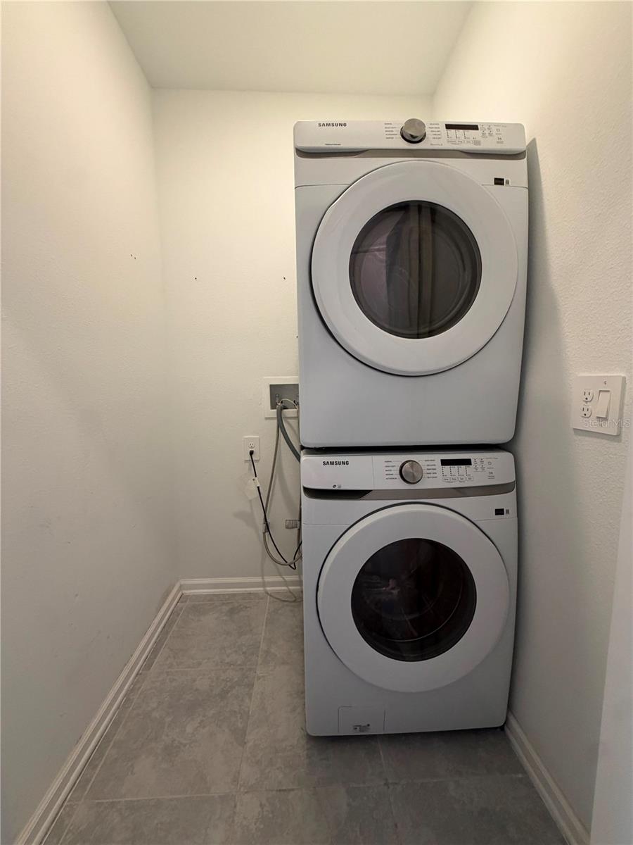 CHATEAU AT ASTONIA 22 TH - Residential Lease
