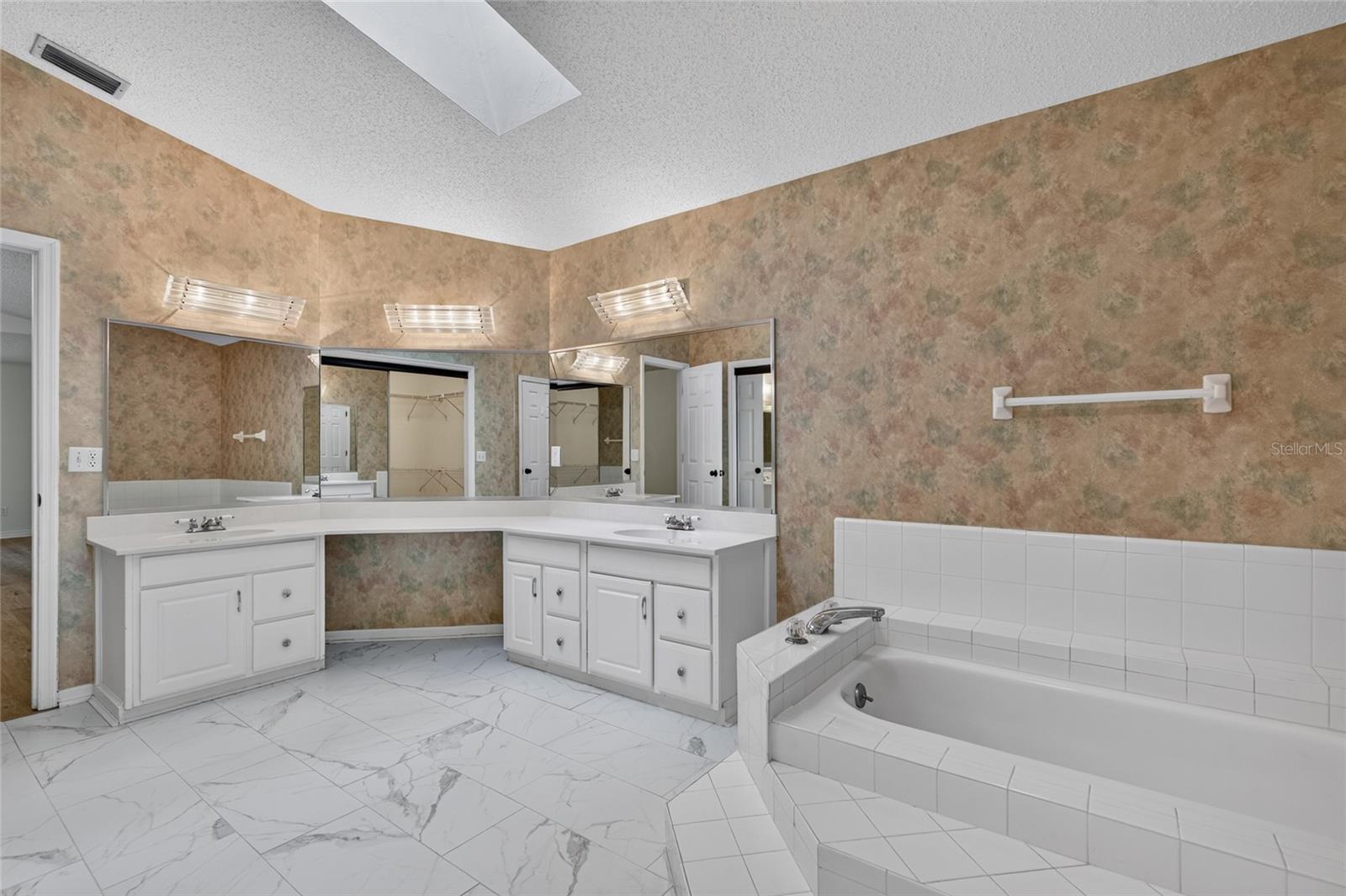PALM COAST SEC 19 - Residential