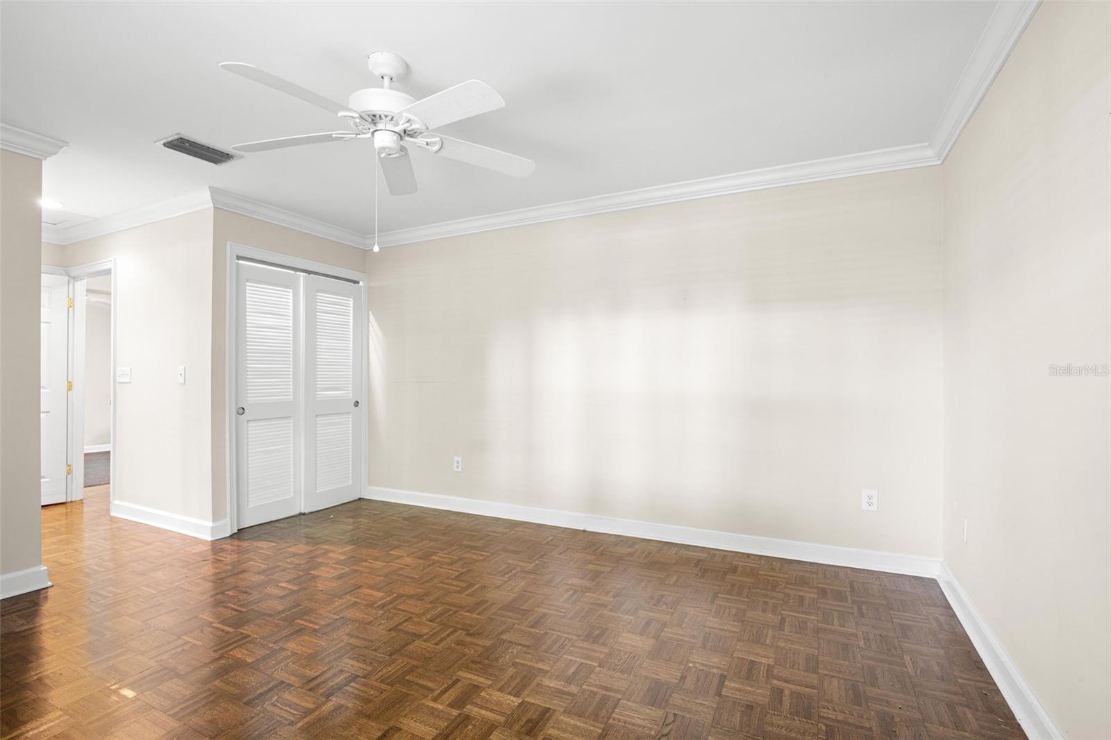 LANGS ADD TO GOLF VIEW E - Residential