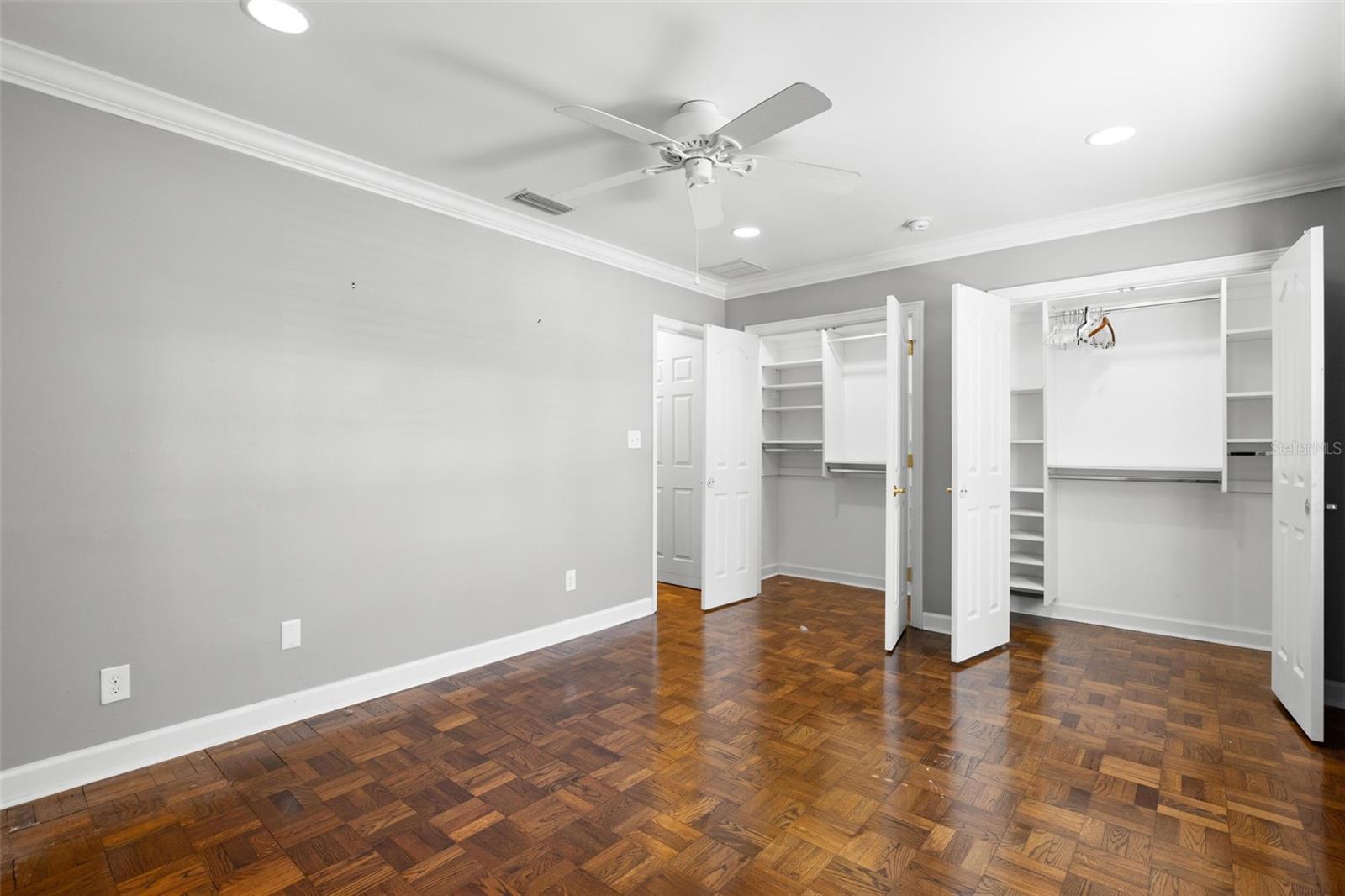 LANGS ADD TO GOLF VIEW E - Residential