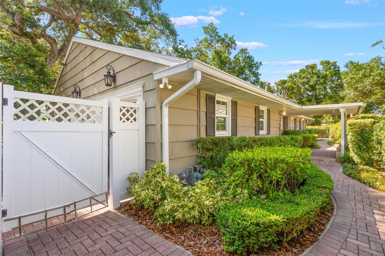 LANGS ADD TO GOLF VIEW E - Residential