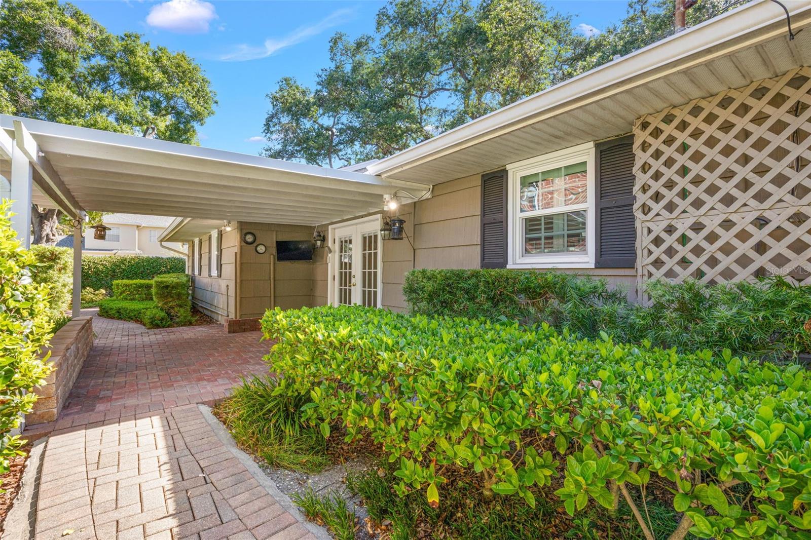 LANGS ADD TO GOLF VIEW E - Residential