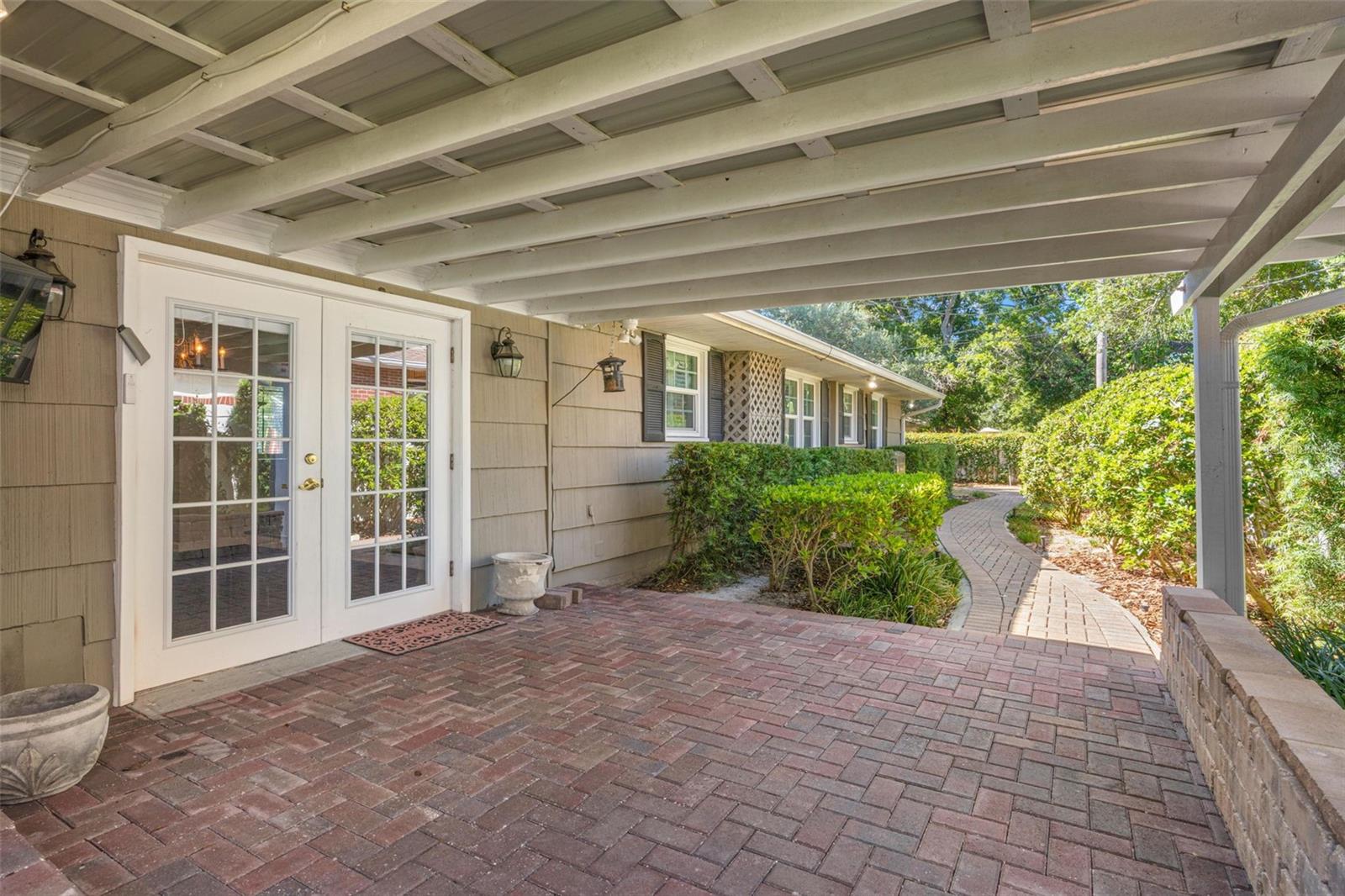 LANGS ADD TO GOLF VIEW E - Residential