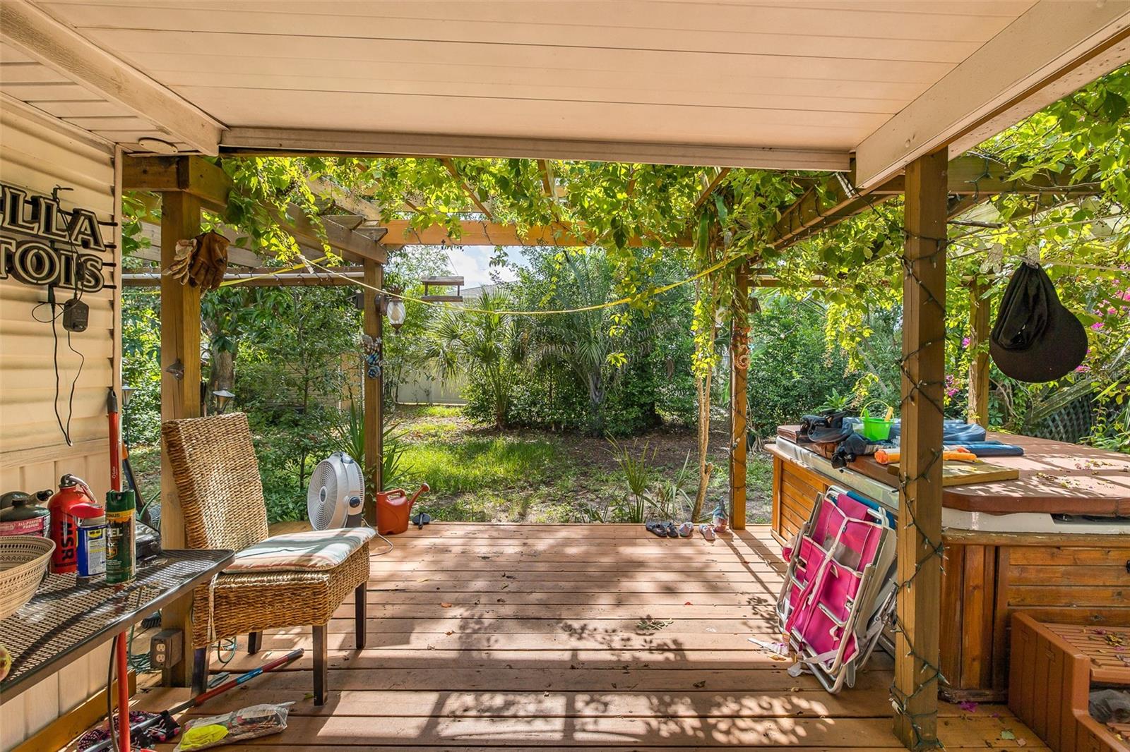 ROSS OAKS - Residential