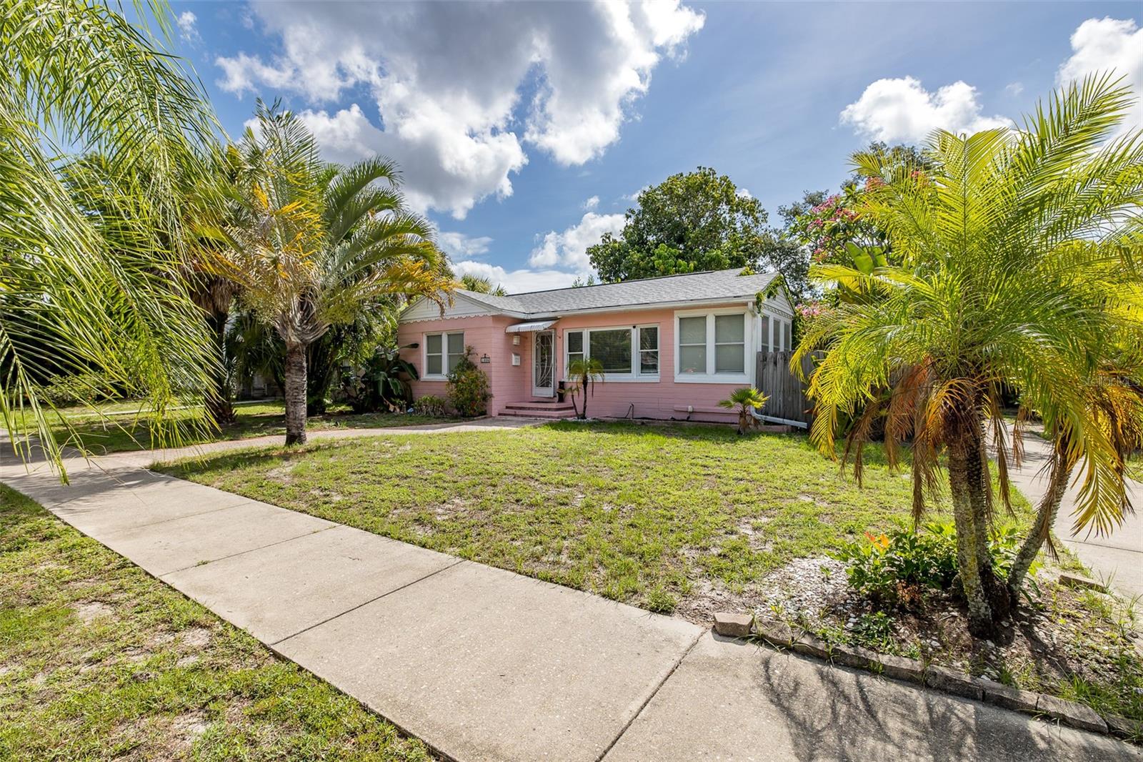 ROSS OAKS - Residential