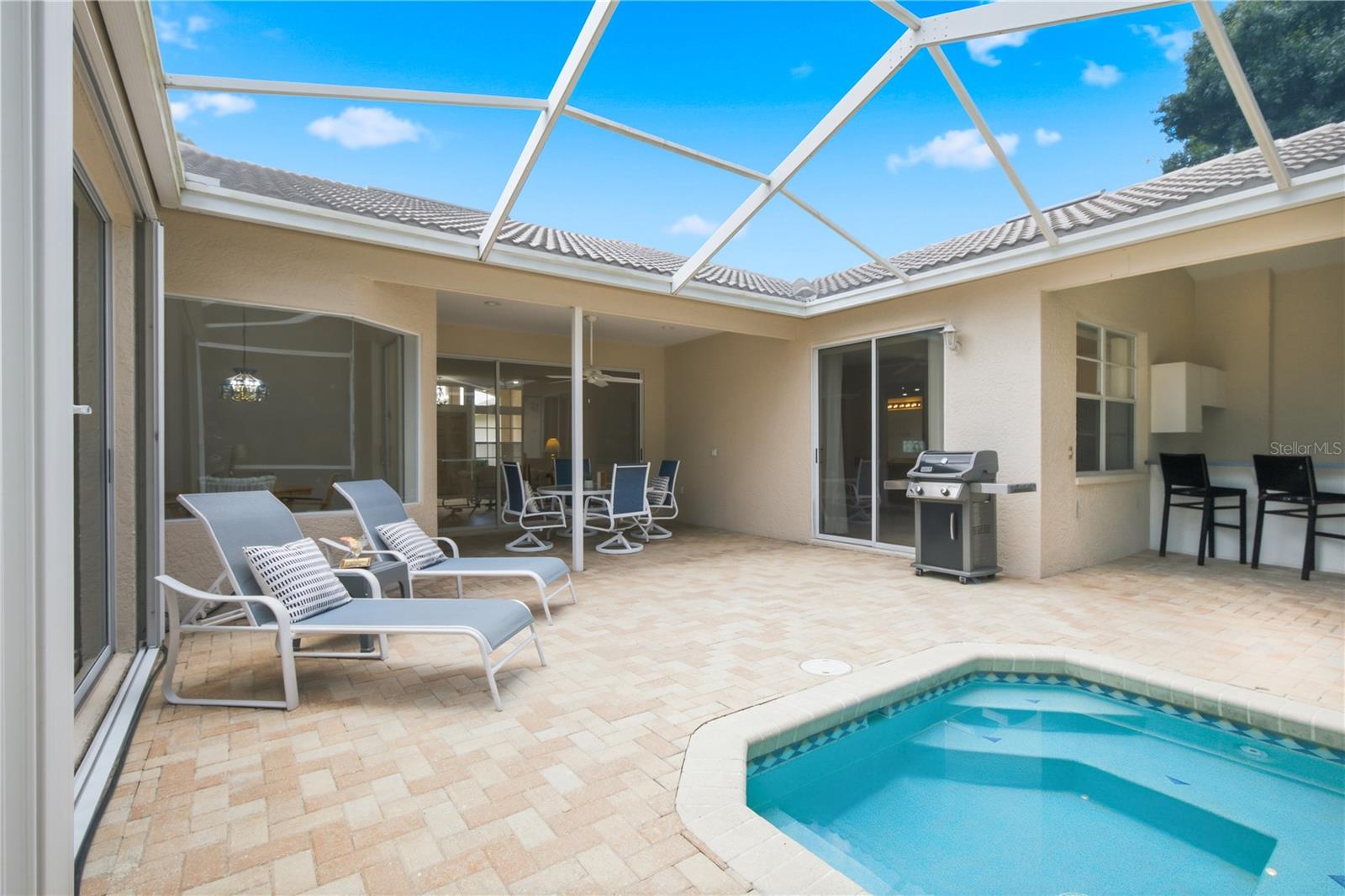CRESCENT OAKS COUNTRY CLUB PH 1 - Residential