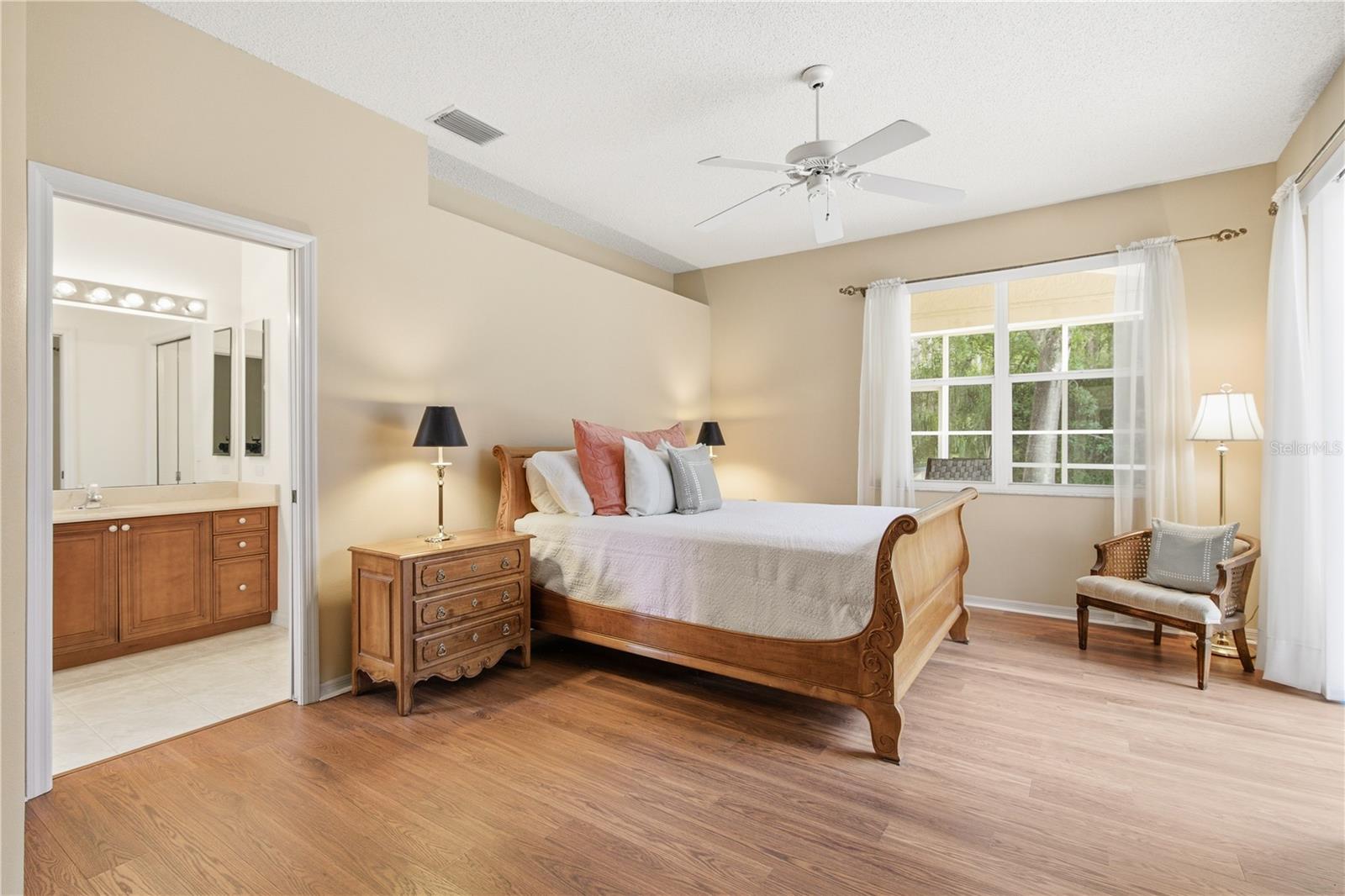CRESCENT OAKS COUNTRY CLUB PH 1 - Residential