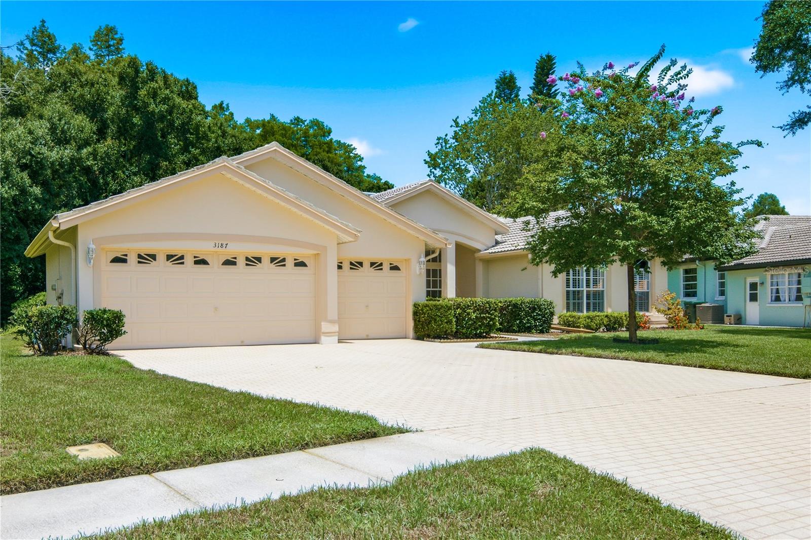 CRESCENT OAKS COUNTRY CLUB PH 1 - Residential