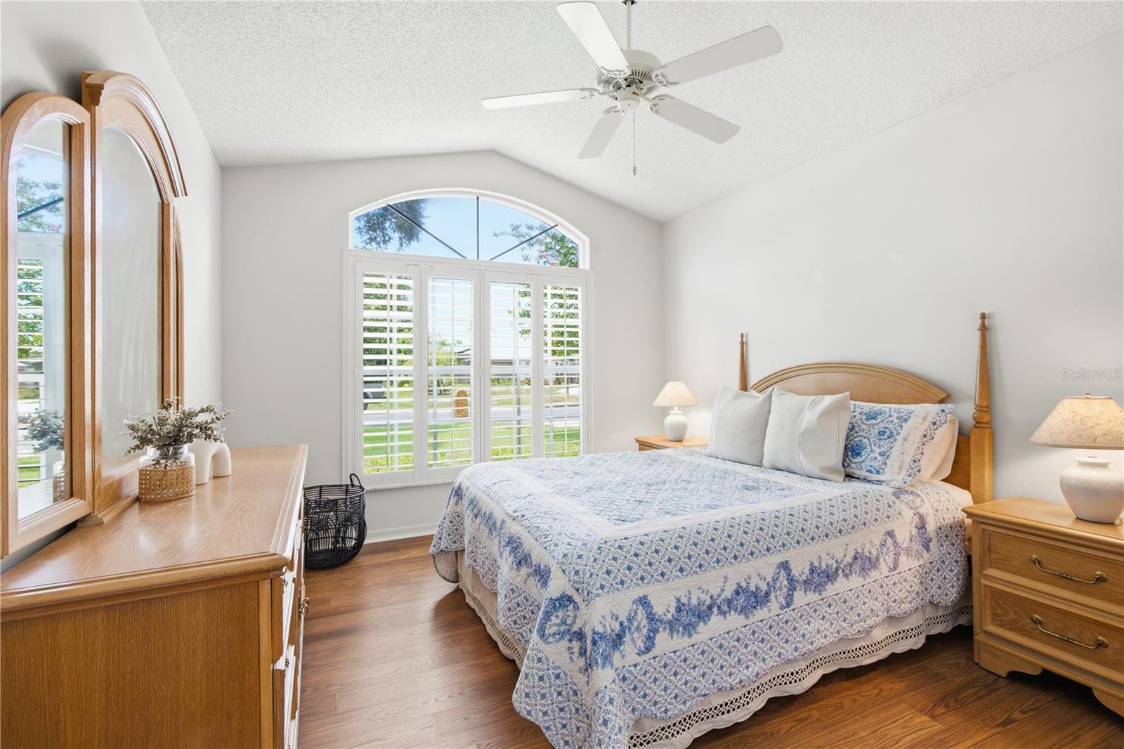 CRESCENT OAKS COUNTRY CLUB PH 1 - Residential