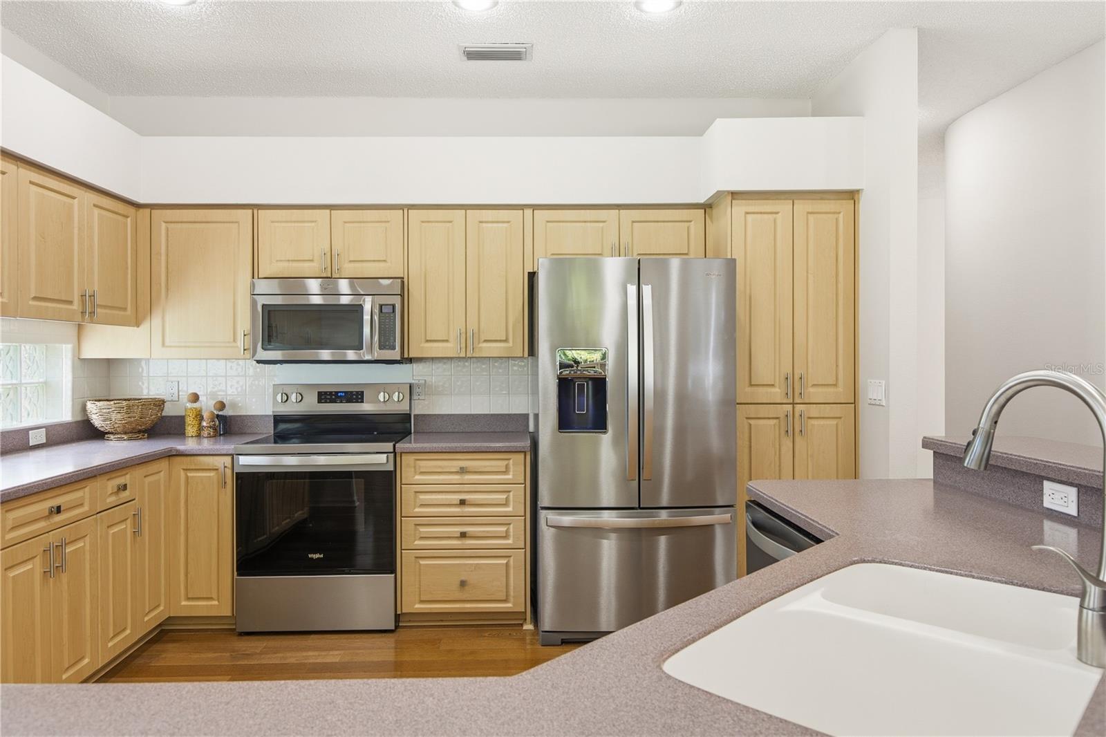 CRESCENT OAKS COUNTRY CLUB PH 1 - Residential