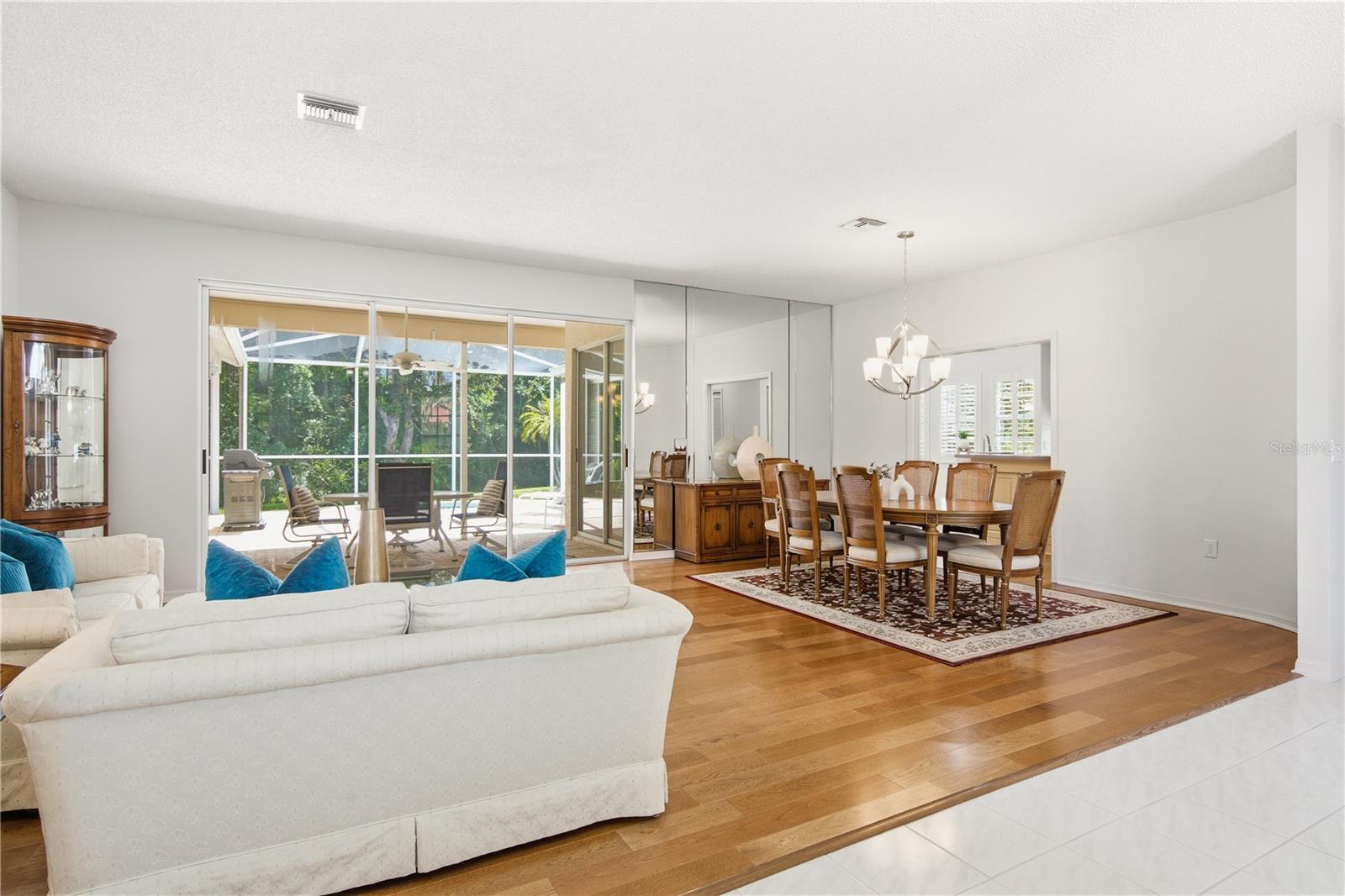 CRESCENT OAKS COUNTRY CLUB PH 1 - Residential
