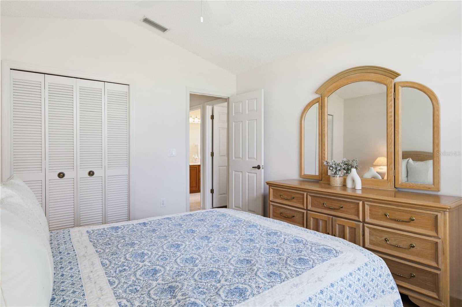 CRESCENT OAKS COUNTRY CLUB PH 1 - Residential