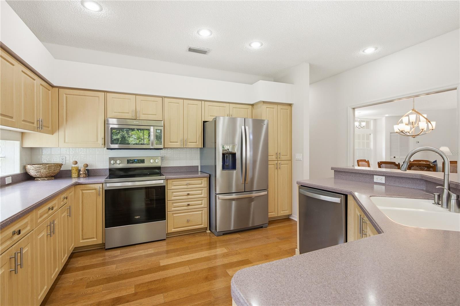 CRESCENT OAKS COUNTRY CLUB PH 1 - Residential