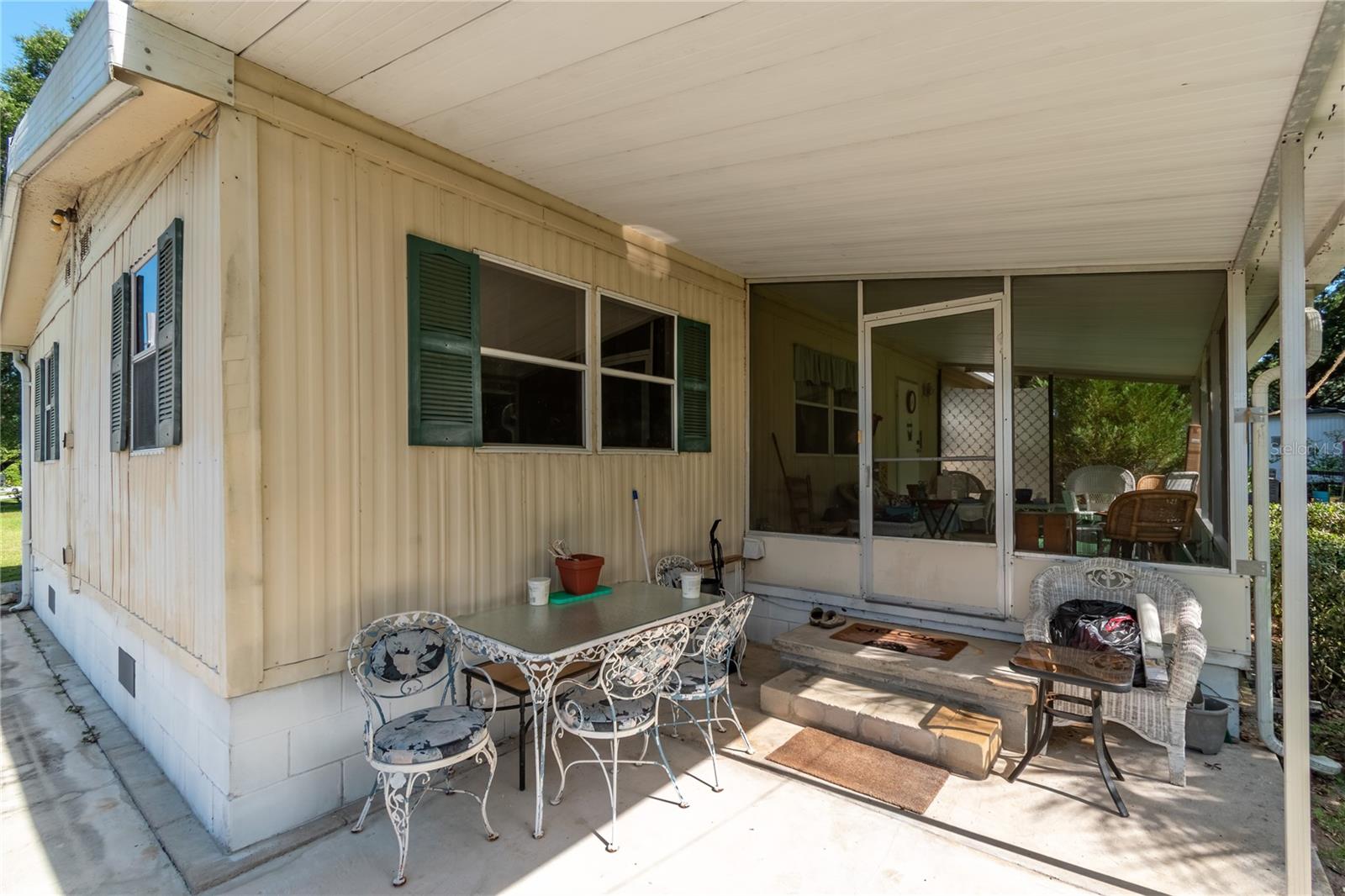 WOODS & LAKES - Residential
