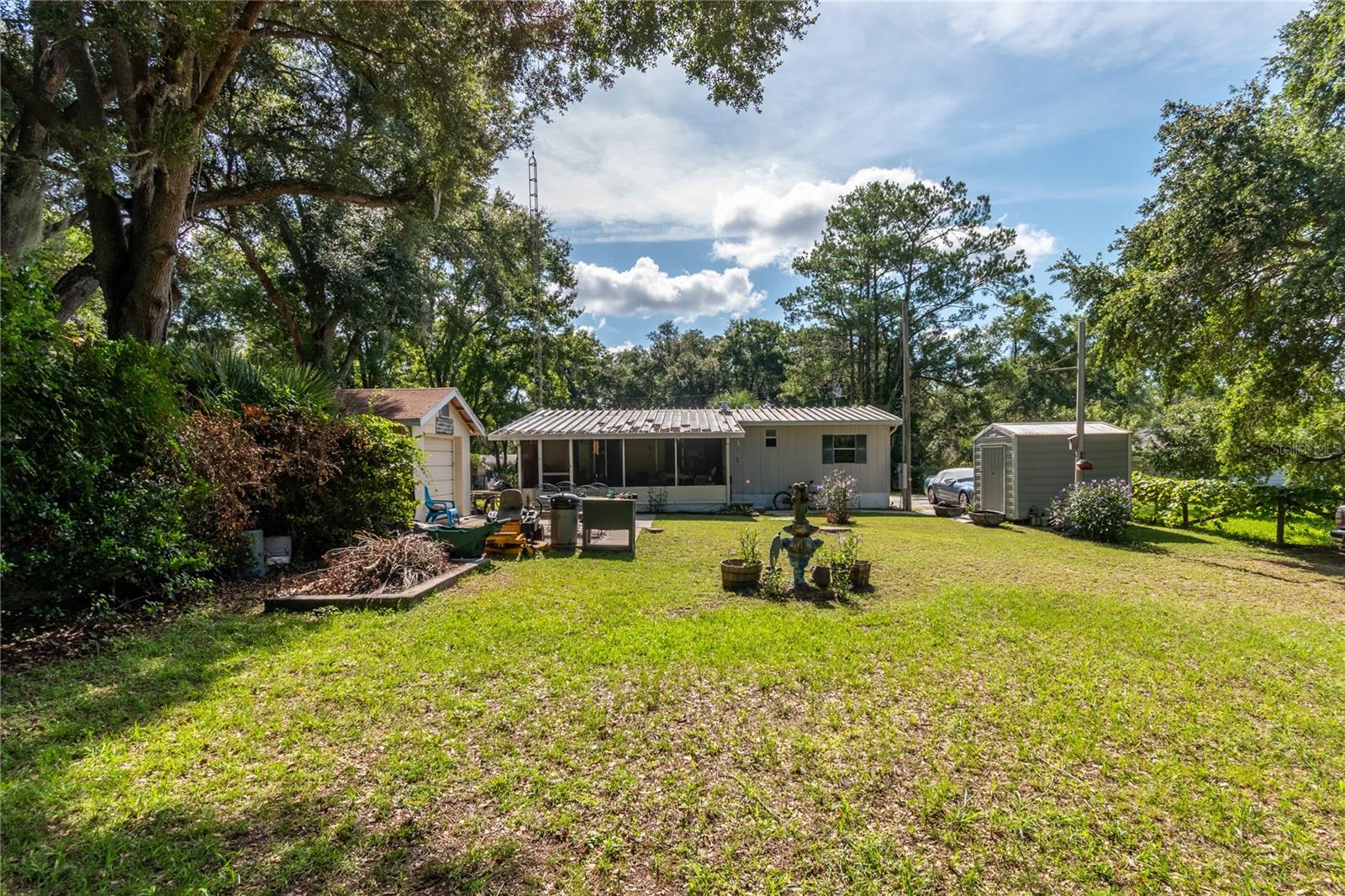 WOODS & LAKES - Residential