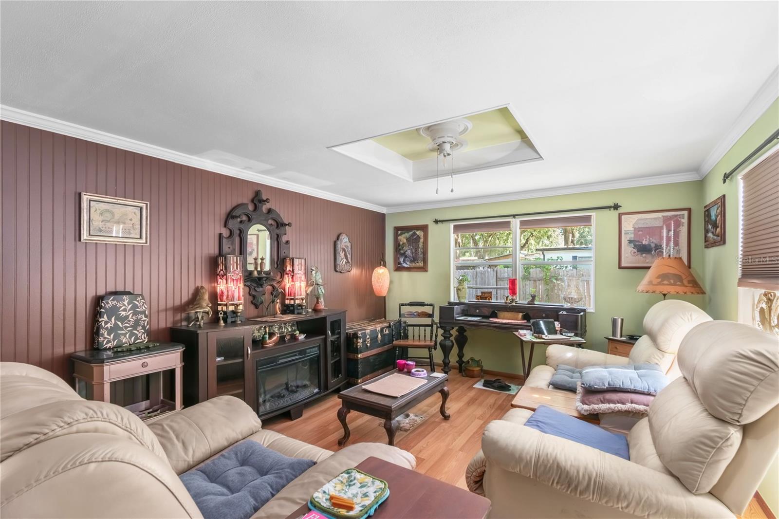 WOODS & LAKES - Residential