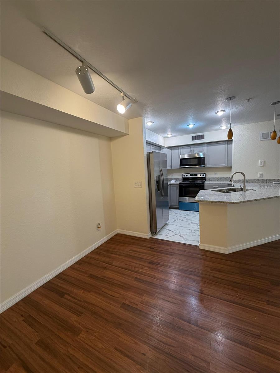 BONA VISTA CONDO - Residential Lease
