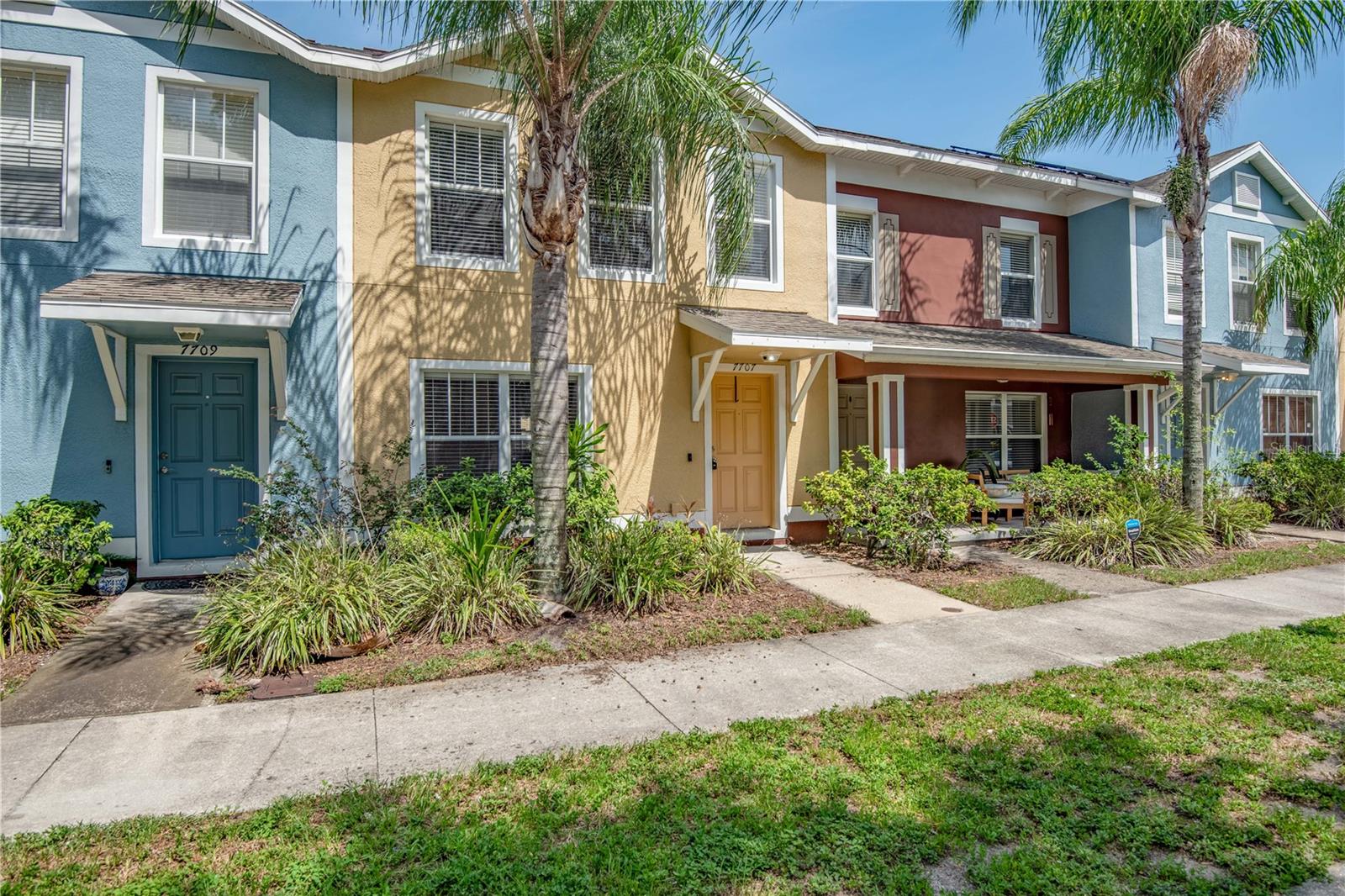 OAKS AT RIVERVIEW - Residential Lease