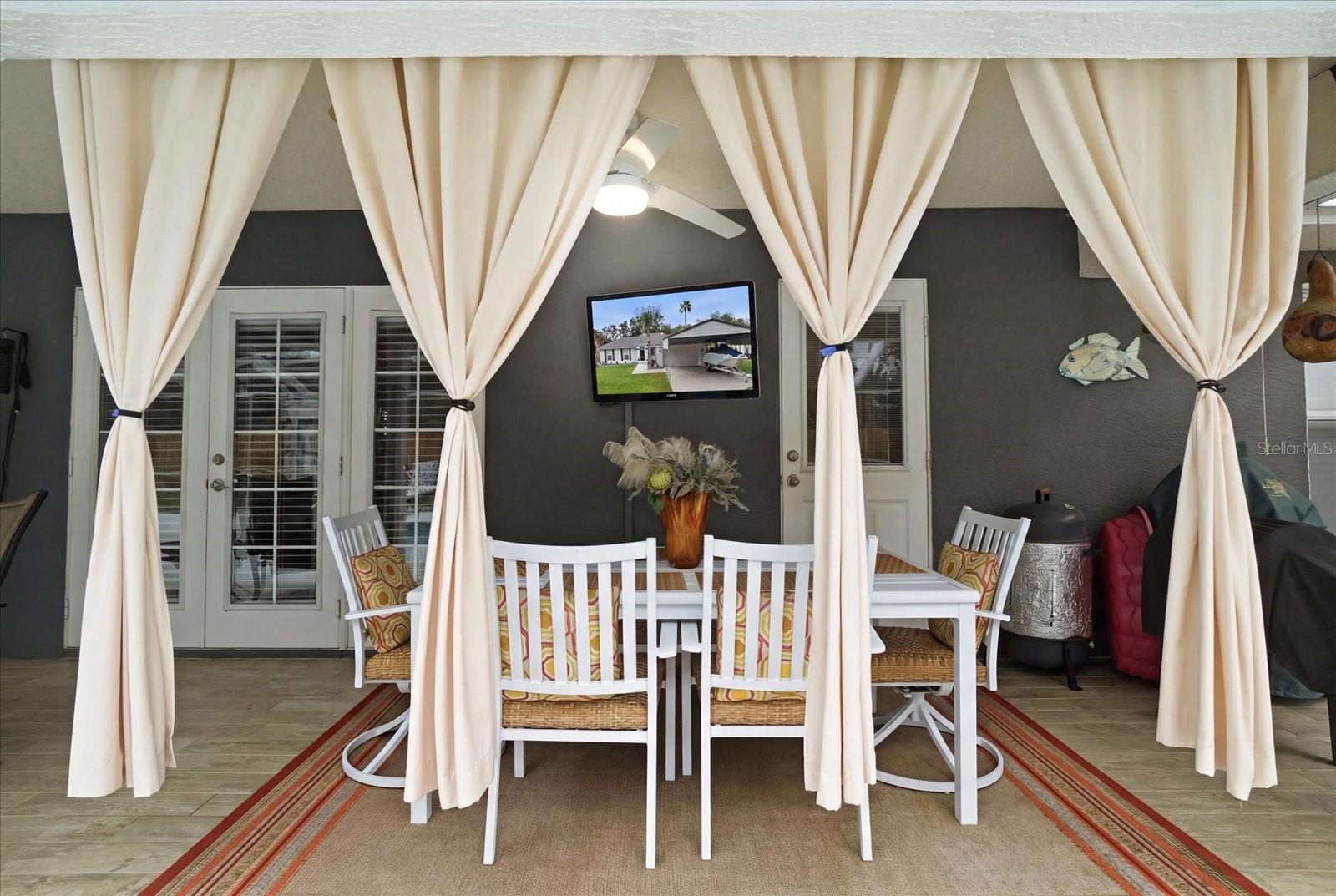 CONNELL LAKE ESTATES - Residential