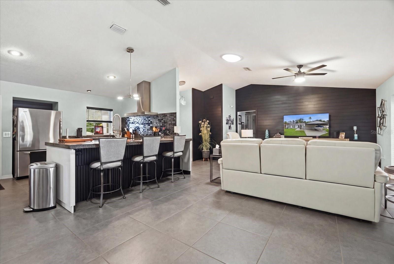 CONNELL LAKE ESTATES - Residential