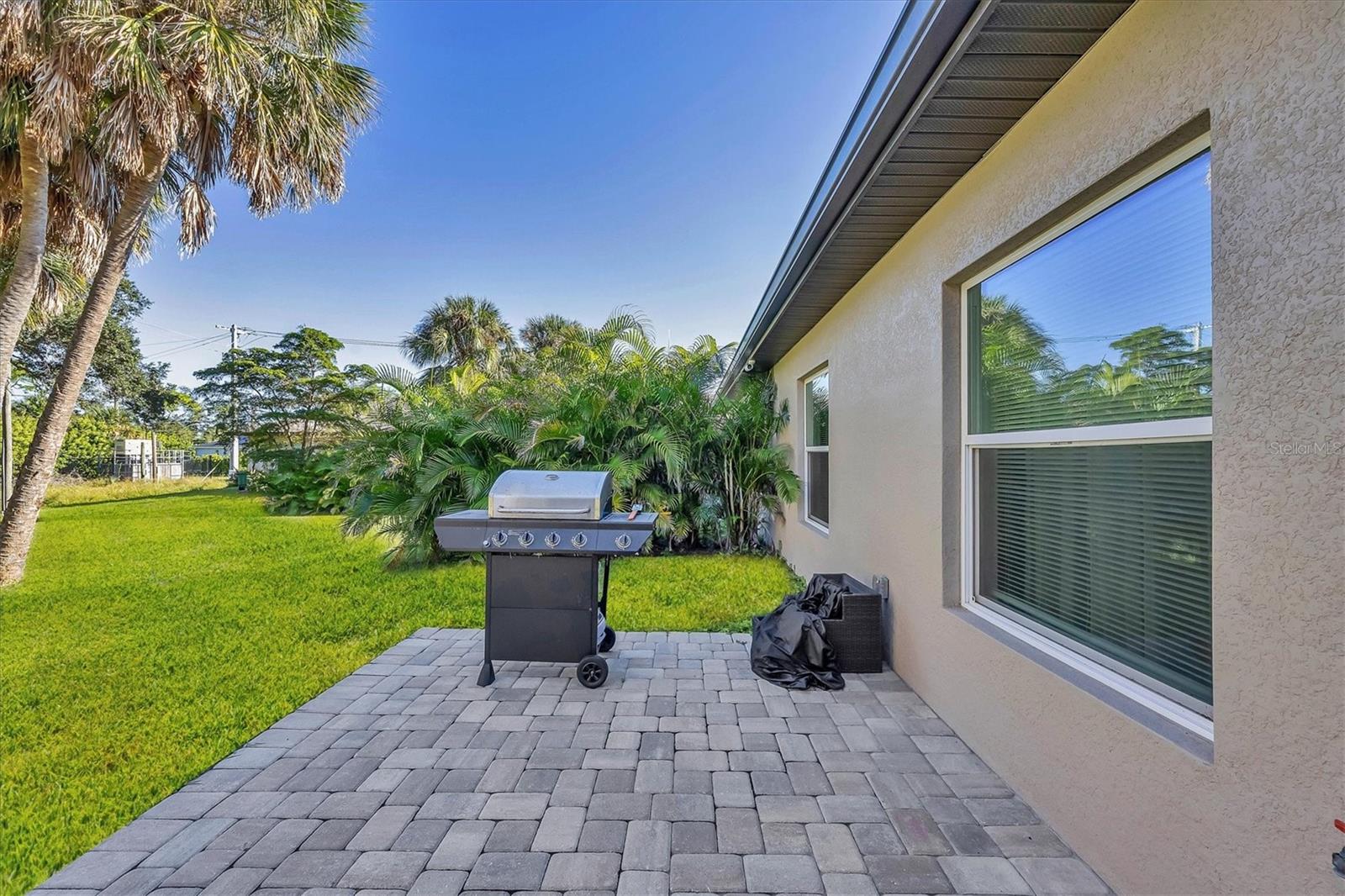 ROTONDA WEST PEBBLE BEACH - Residential Income