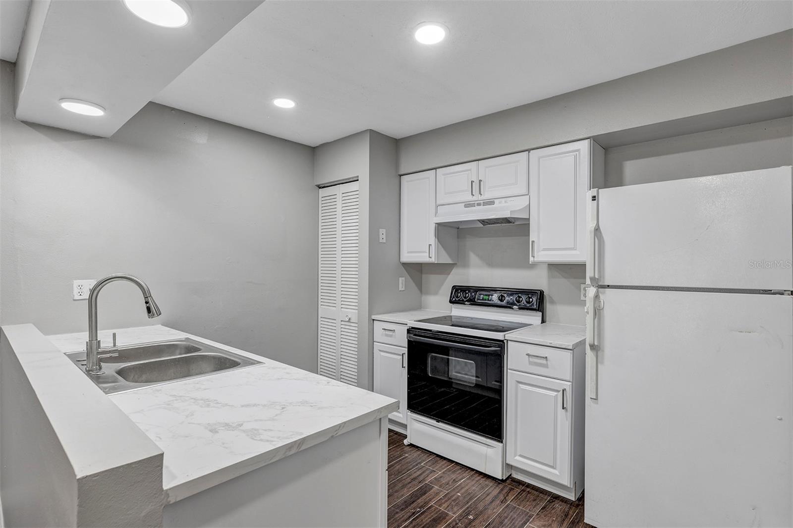 CITRUS PARK - Residential Income