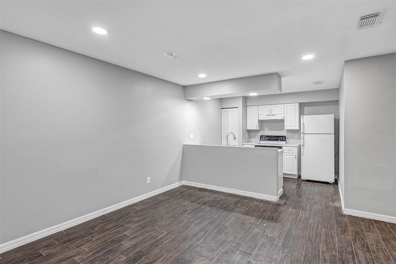 CITRUS PARK - Residential Income