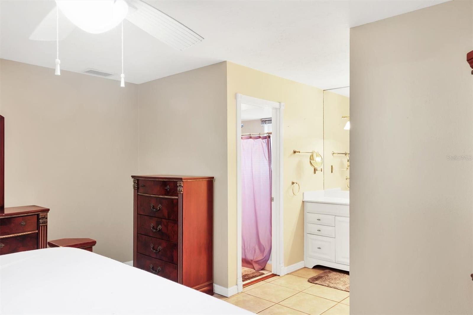 HERITAGE WEST - Residential