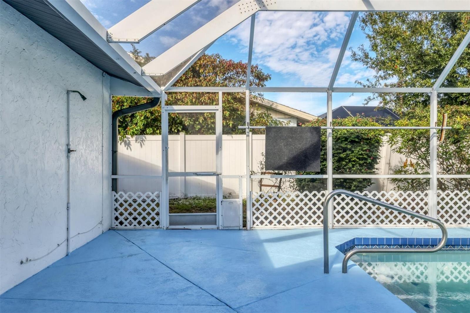 HERITAGE WEST - Residential